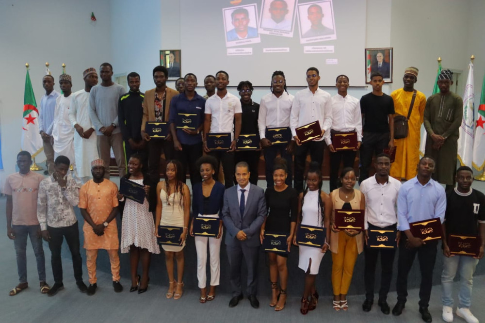 حفل تسليم الشهادات للطلبة الدوليين